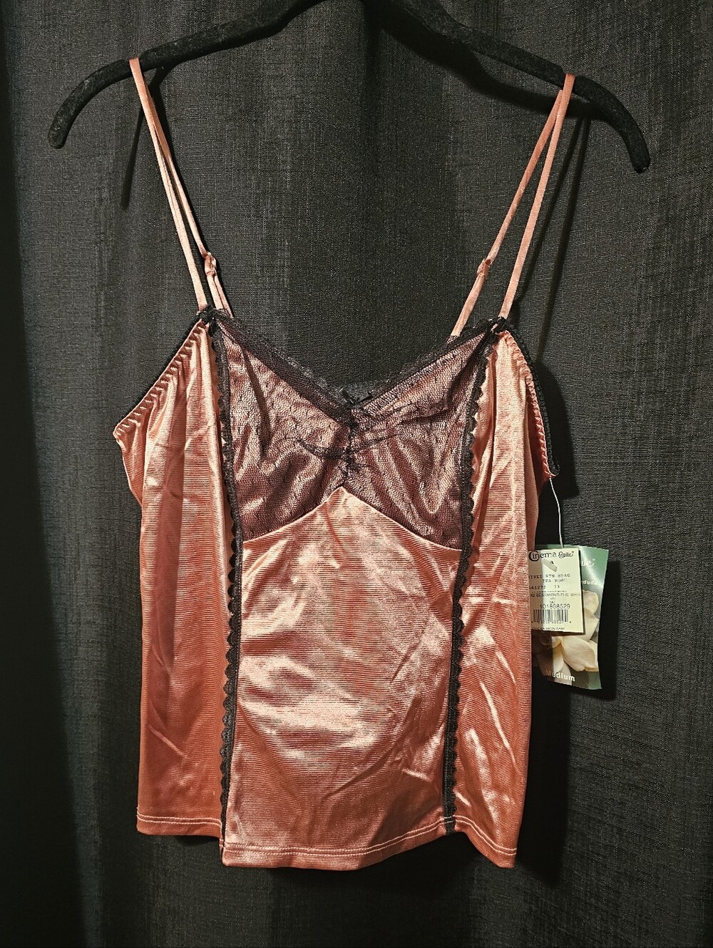 Cinema Etoile Intimates
